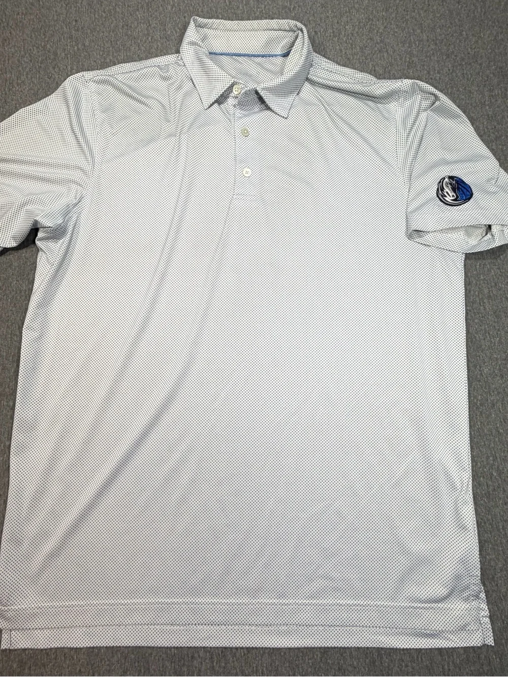 johnnie-O Dallas Mavericks Performance Polo Men’s L Blue White Geometric Check